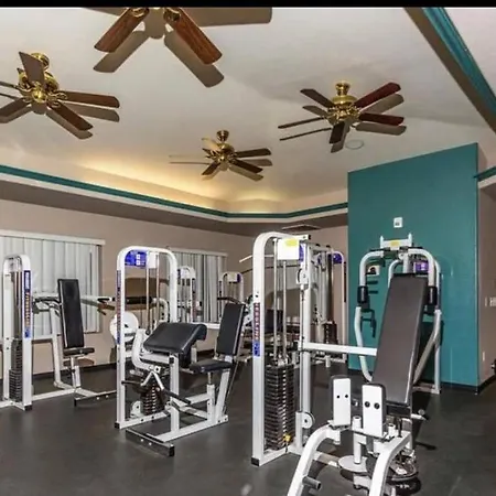 2Br Condo 15 Mins To Downtown Phoenix With Pool & Spa